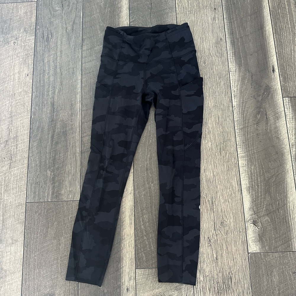 Lululemon Athletica Black Camo Leggings